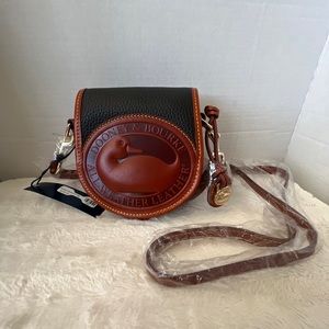 NWT Dooney &Bourke All-Weather Two Duck Crossbody Black Q150 BL